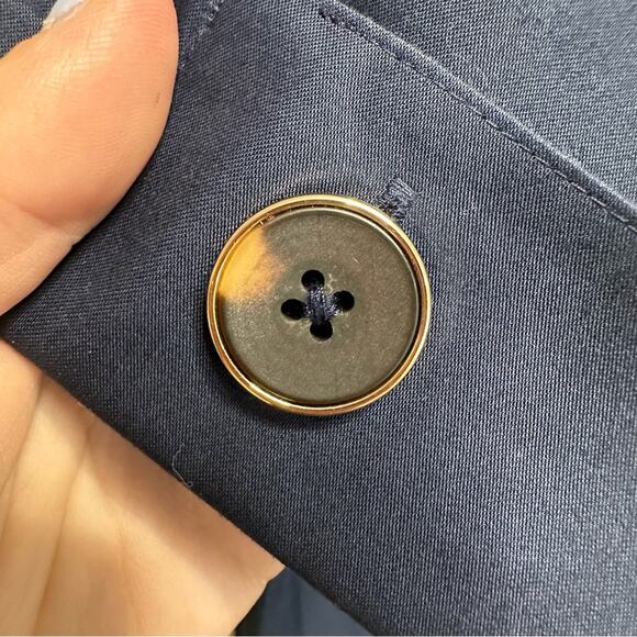 Chico’s Women's Sz 1 US 8 M No Iron Mixed Print Tunic Buttons Geometric Travel - Picture 5 of 11